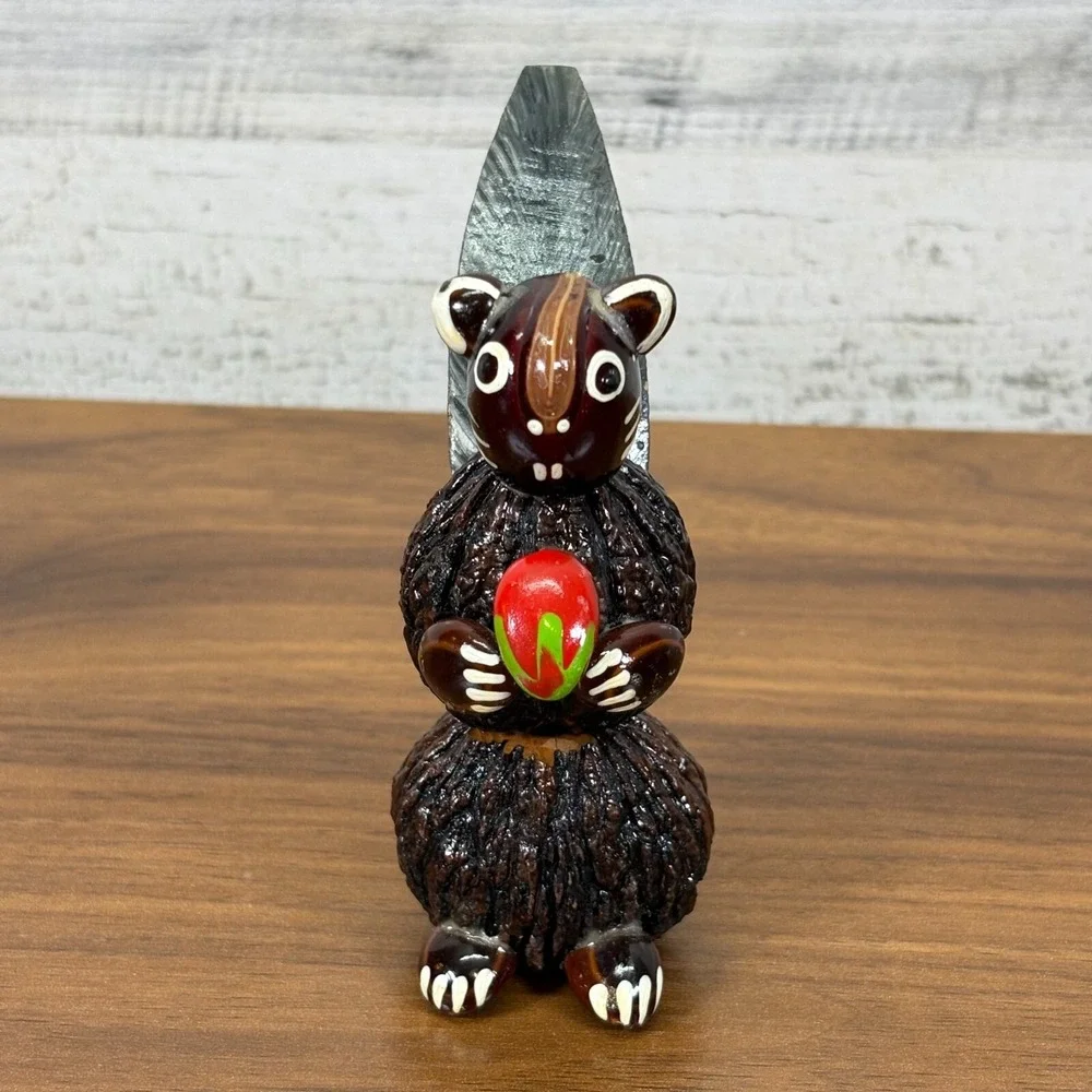 Vintage Squirrel Hand Carved Hand Painted Wood Squirrels with Nuts 4'‎ lot of 3